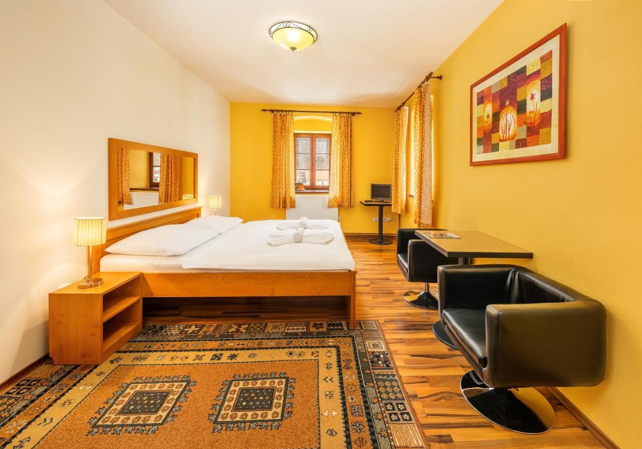 Hotel U Martina - Kocabka Рожмберк-над-Влтавой Экстерьер фото